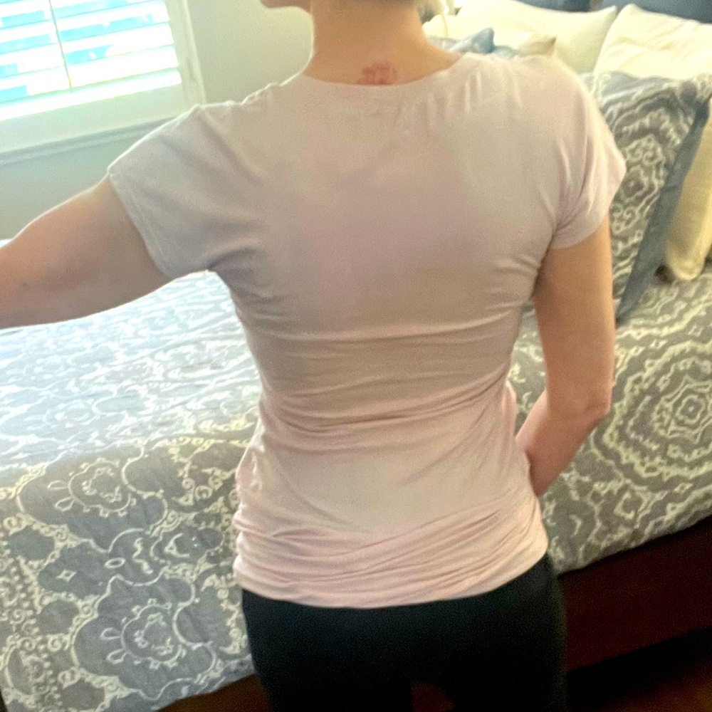 James Perse Standard Deep Scoop Neck T-shirt. Light Pink. Size 1 - Picture 6 of 16